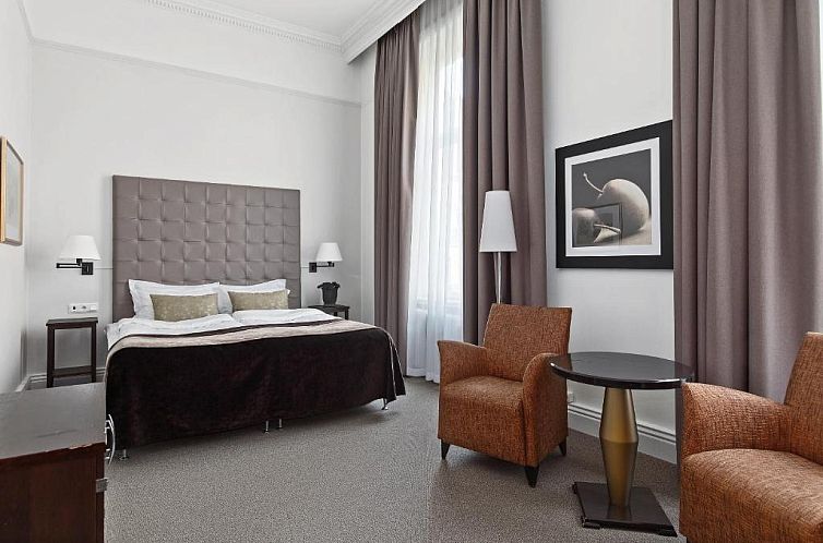 Elite Hotel Knaust