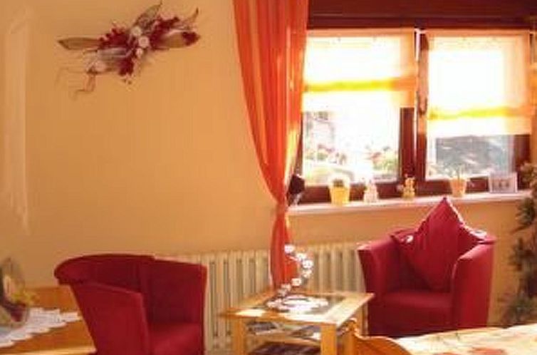 Appartement Helle Wohnung in Frankenhain mit Grill