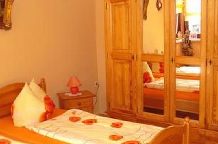 Appartement Helle Wohnung in Frankenhain mit Grill