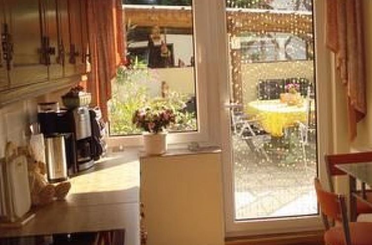 Appartement Helle Wohnung in Frankenhain mit Grill