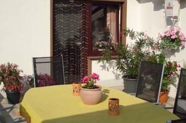 Appartement Helle Wohnung in Frankenhain mit Grill