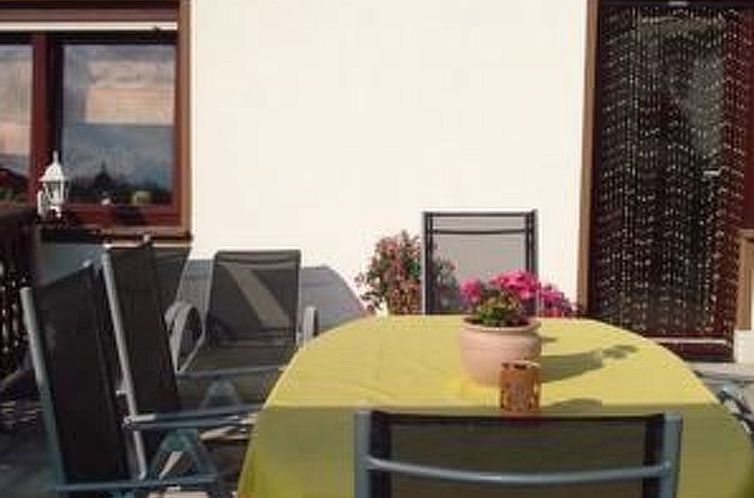 Appartement Helle Wohnung in Frankenhain mit Grill