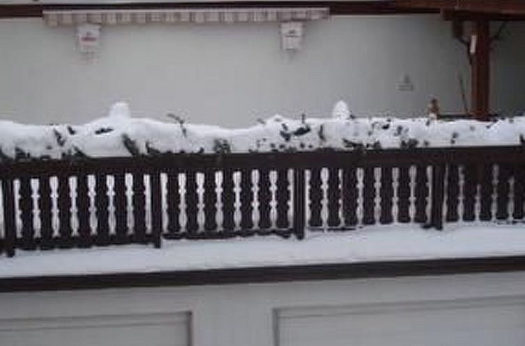 Appartement Helle Wohnung in Frankenhain mit Grill