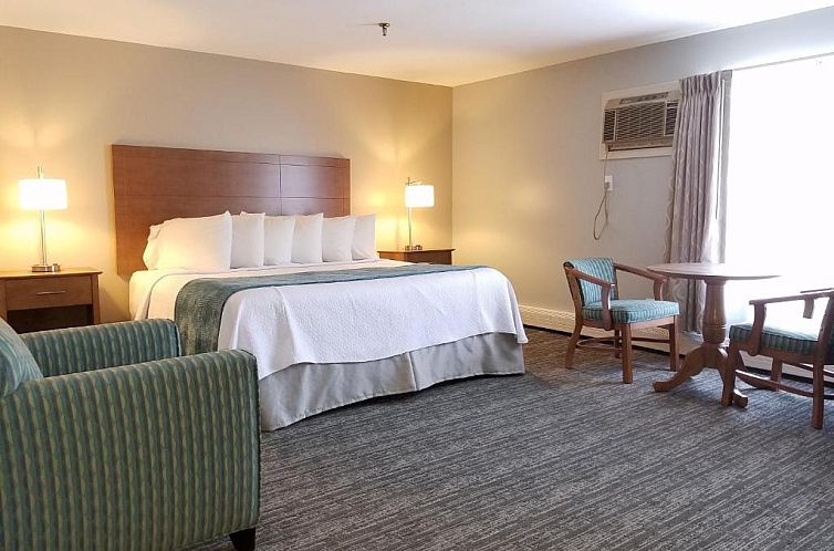 Hampton Village Inn