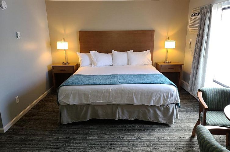 Hampton Village Inn