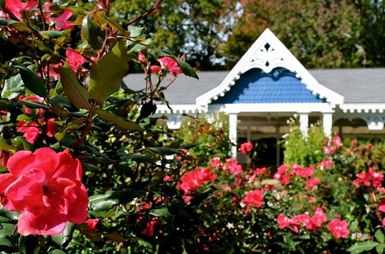 The Victoria Inn Bed & Breakfast and Pavilion