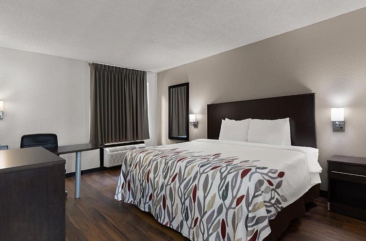 Red Roof Inn & Suites Savannah Airport