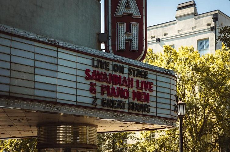 Staybridge Suites Savannah Historic District, an IHG Hotel