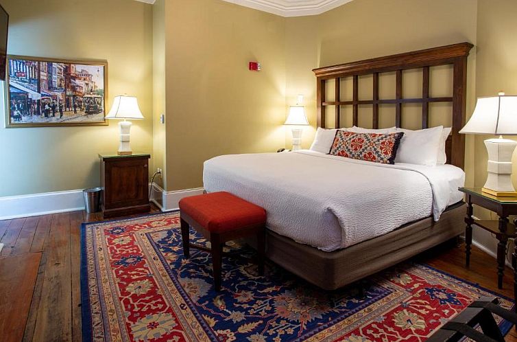 The Marshall House, Historic Inns of Savannah Collection