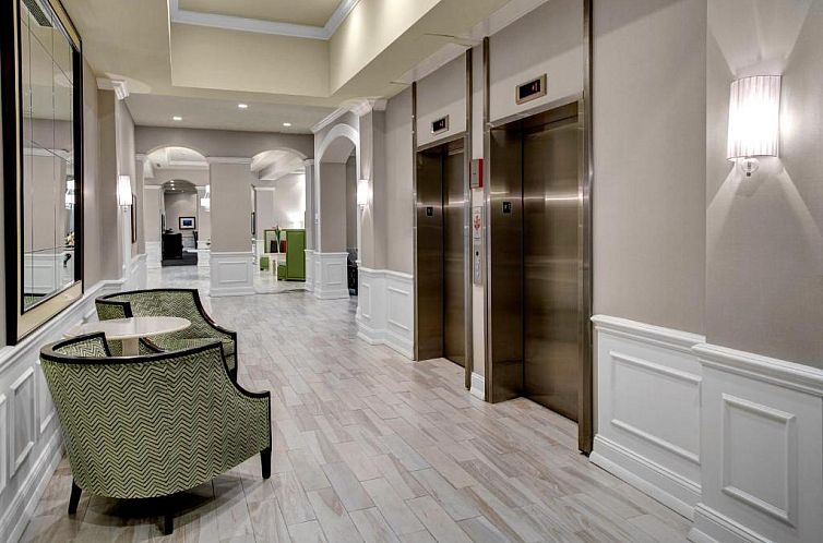 Holiday Inn Savannah Historic District, an IHG Hotel