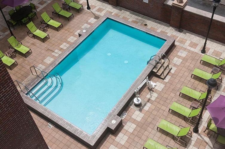 Holiday Inn Savannah Historic District, an IHG Hotel