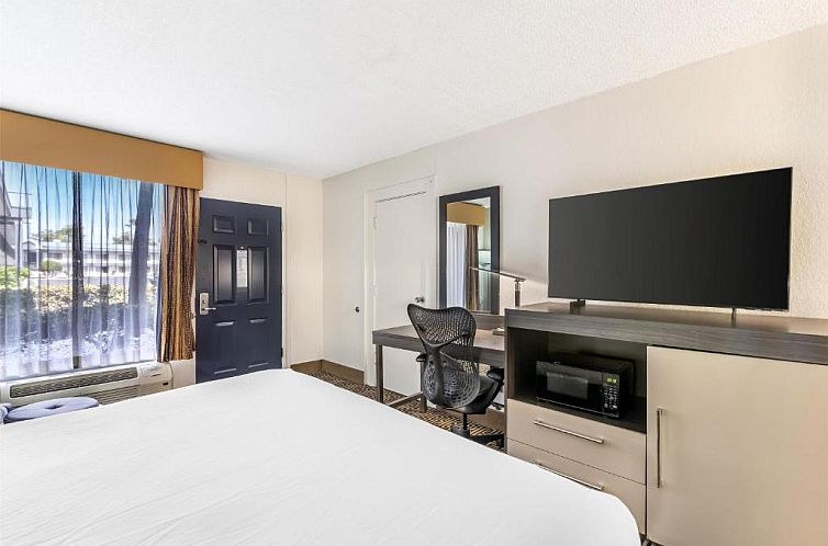 Best Western Central Inn
