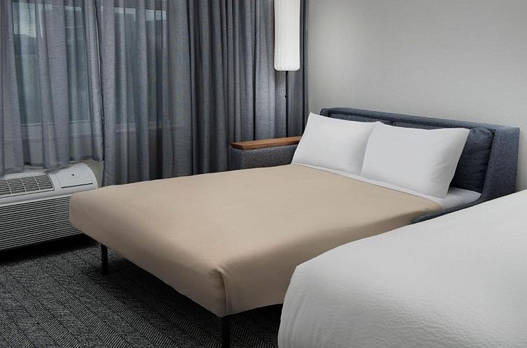 Courtyard Savannah Downtown/Historic District