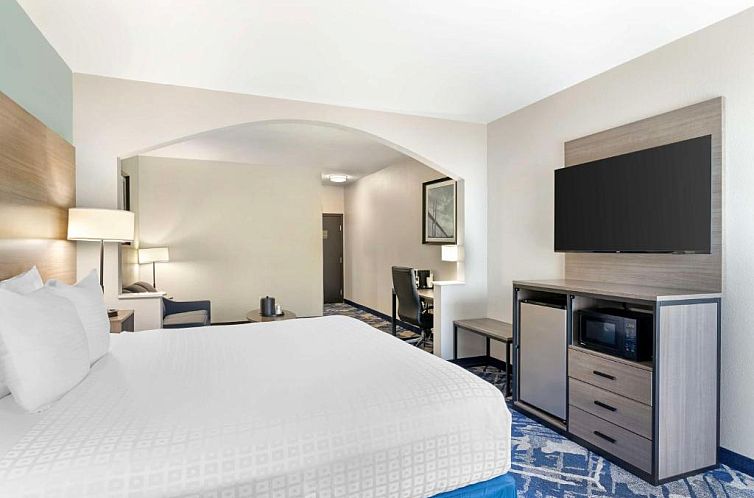 Best Western Plus Savannah Airport Inn and Suites