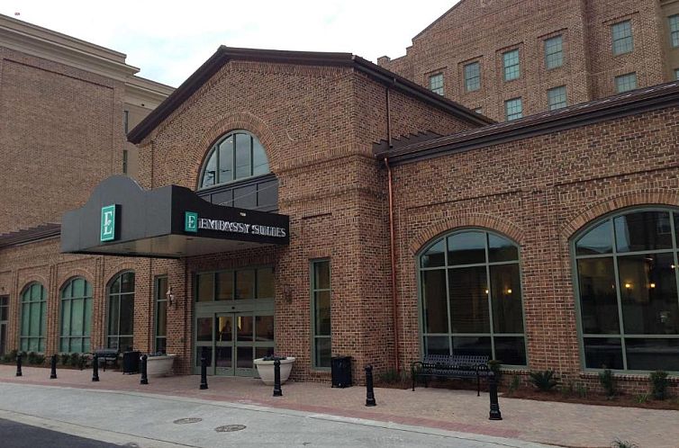 Embassy Suites Savannah Historic District