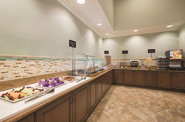 Embassy Suites Savannah Historic District