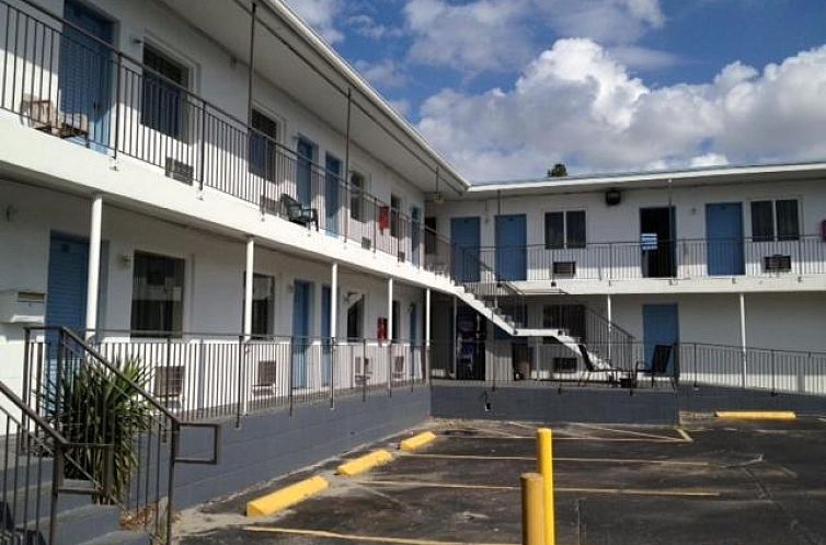 Miami Springs Inn