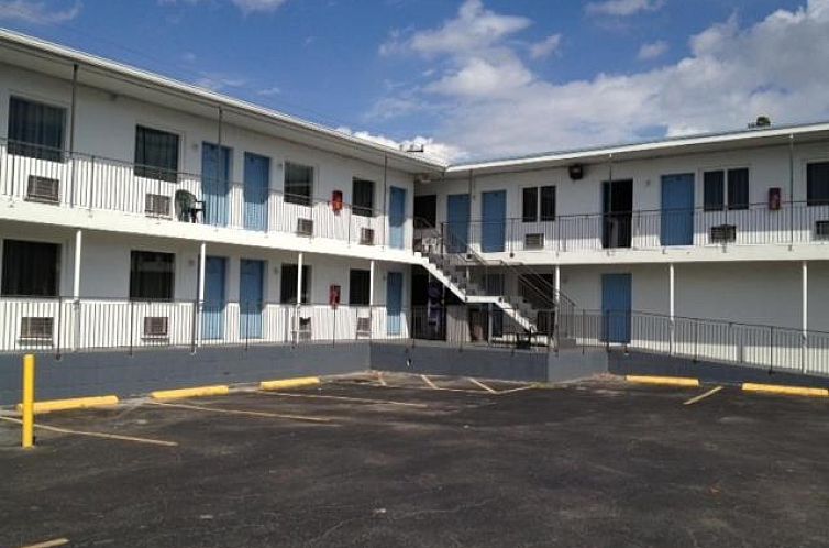 Miami Springs Inn
