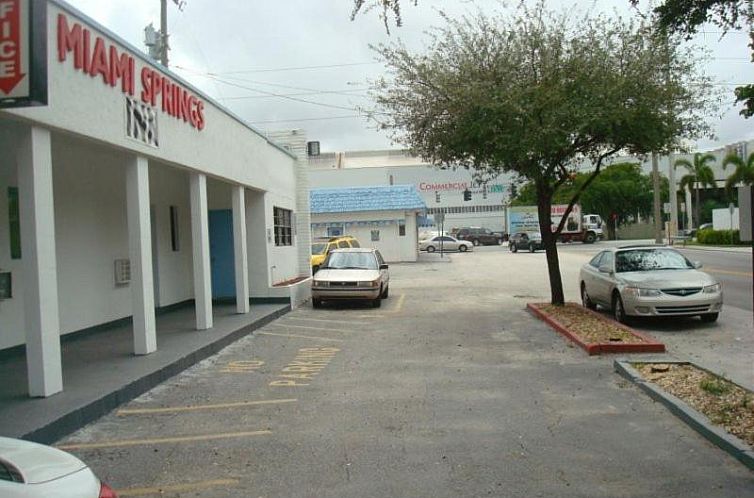 Miami Springs Inn