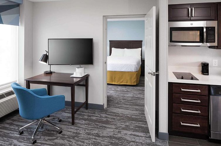 Hampton Inn & Suites Miami-Doral Dolphin Mall