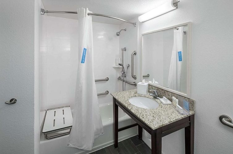 Hampton Inn & Suites Miami-Doral Dolphin Mall