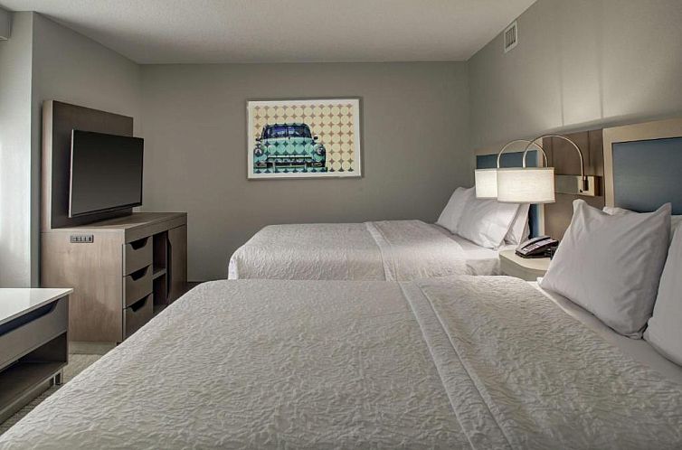 Hampton Inn & Suites Miami Airport South/Blue Lagoon
