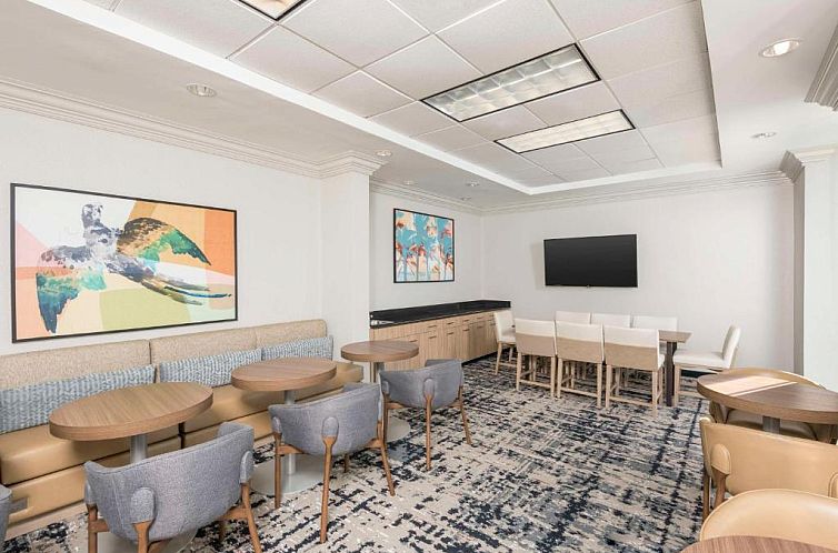 Homewood Suites Miami Airport/Blue Lagoon