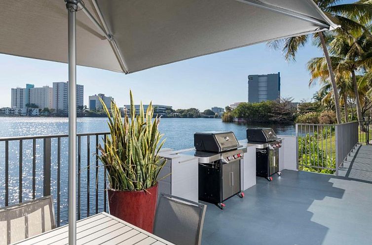 Homewood Suites Miami Airport/Blue Lagoon