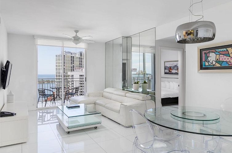 Fortune House Hotel Suites