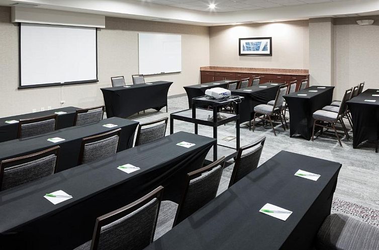 Courtyard by Marriott Miami at Dolphin Mall