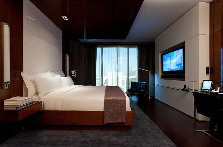 Hotel Beaux Arts, Autograph Collection