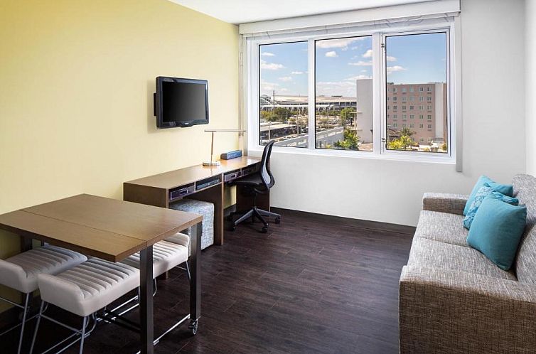 Element by Westin Miami International Airport