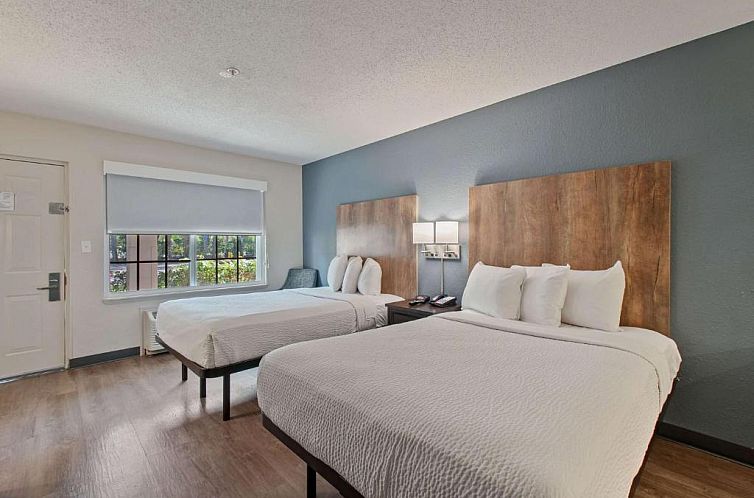 Extended Stay America Suites - Miami - Airport - Blue Lagoon