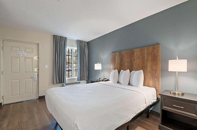 Extended Stay America Suites - Miami - Airport - Blue Lagoon