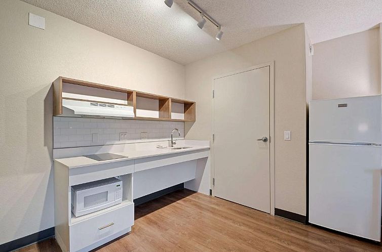 Extended Stay America Suites - Miami - Airport - Blue Lagoon