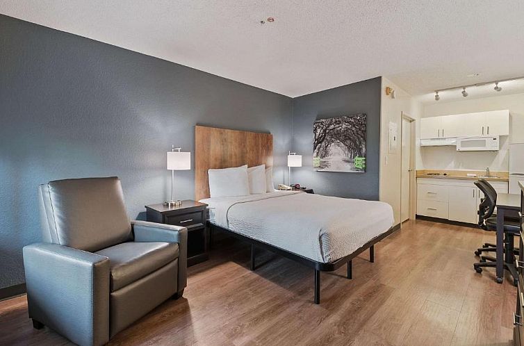 Extended Stay America Suites - Miami - Airport - Blue Lagoon