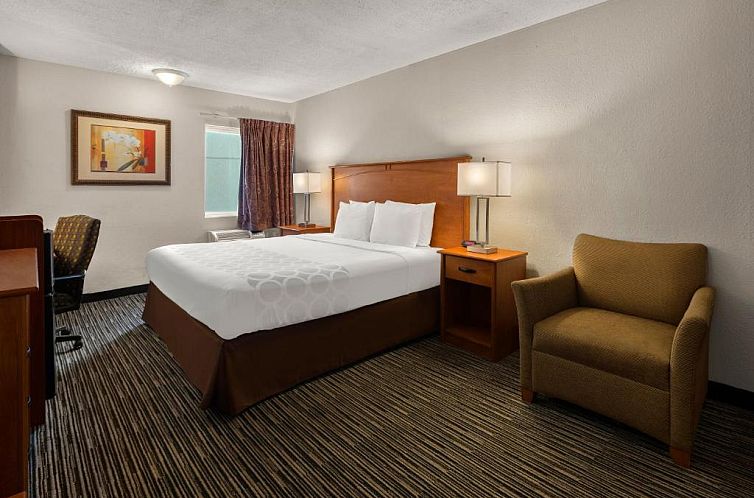 Magnuson Hotel Detroit Airport