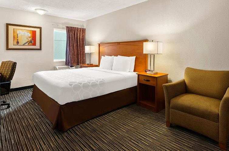 Magnuson Hotel Detroit Airport