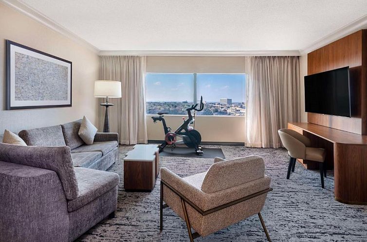 Hilton Dallas Lincoln Centre