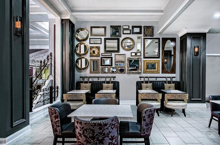 Hotel Indigo Dallas Downtown, an IHG Hotel