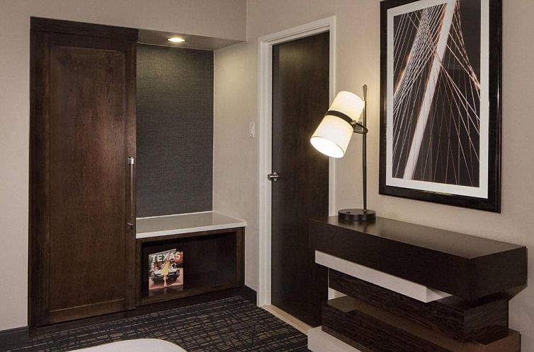 Dallas Marriott Suites Medical/Market Center