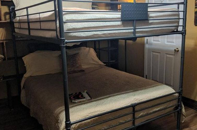 Alla's Historical Bed and Breakfast, Spa and Cabana