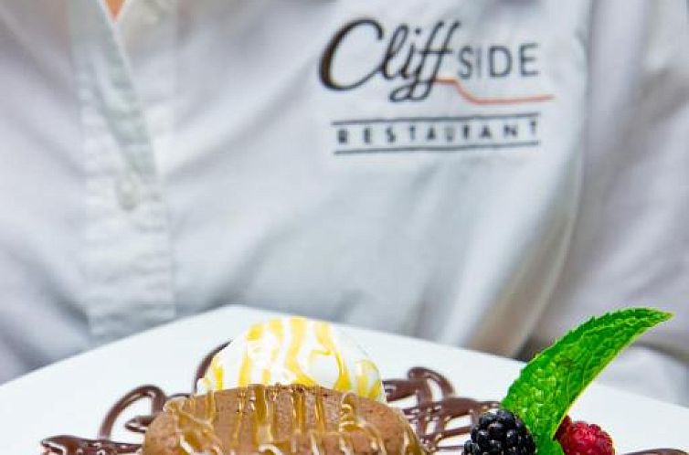 Inn On The Cliff