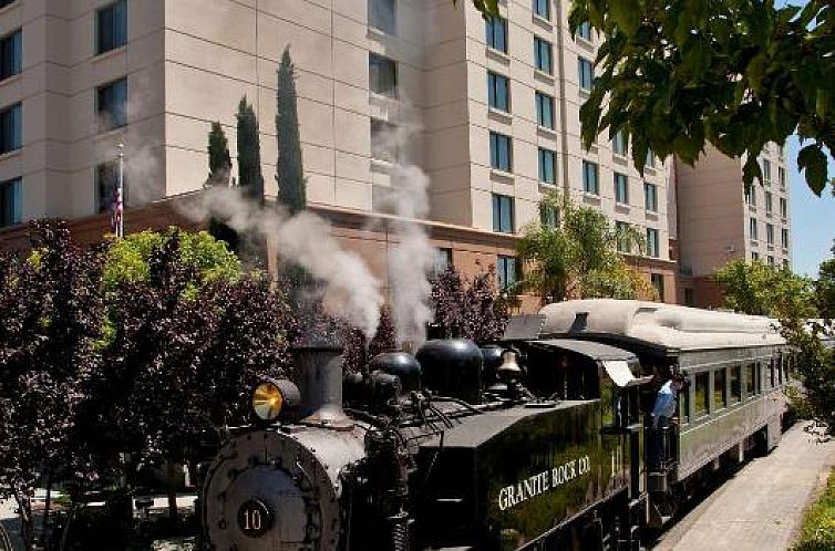Embassy Suites by Hilton Sacramento Riverfront Promenade