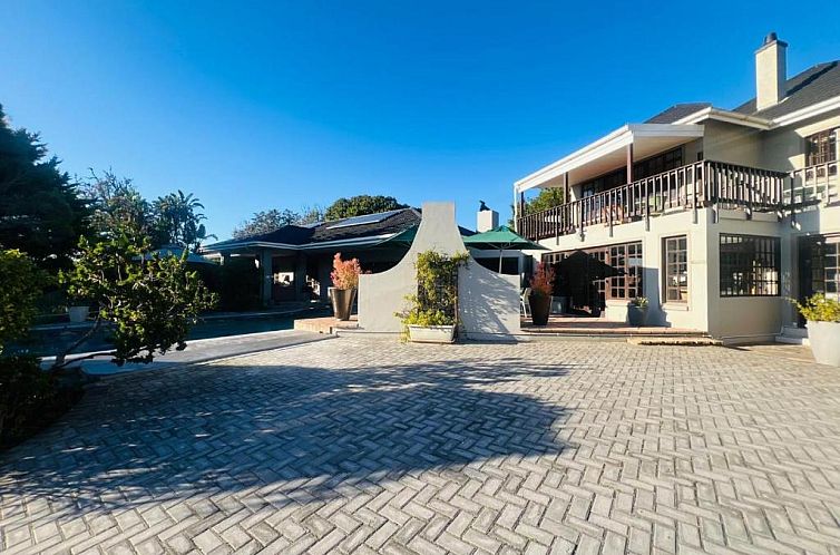 Sir Roys Guest House