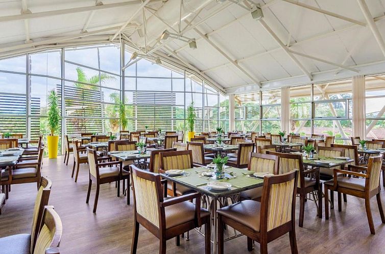 Protea Hotel by Marriott Karridene Beach