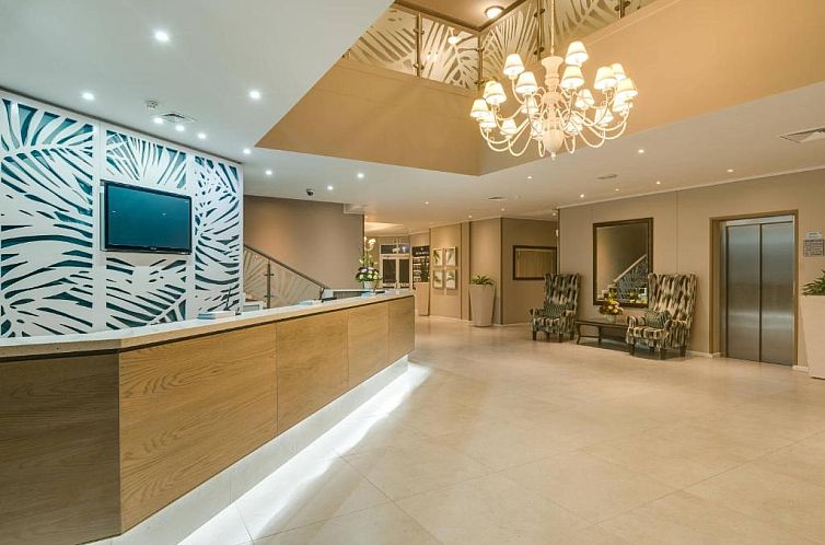 Protea Hotel by Marriott Karridene Beach