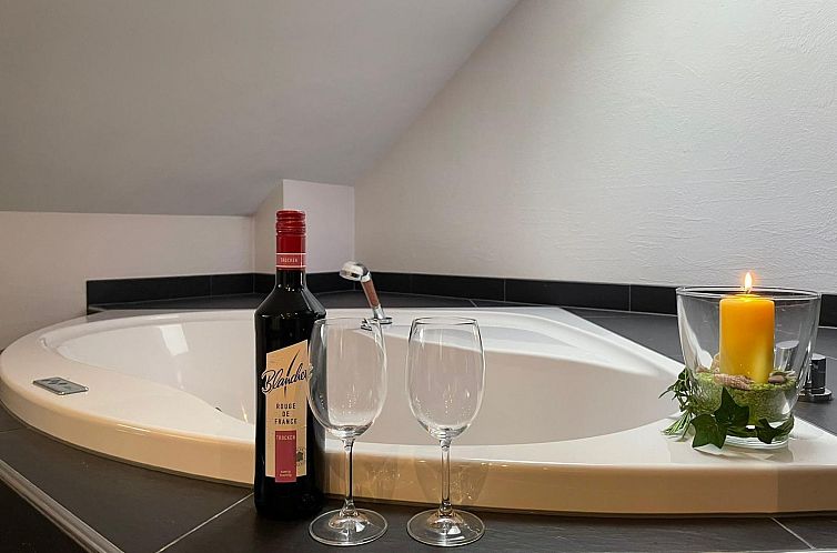 Appartement Naturnah mit Pool und Sauna