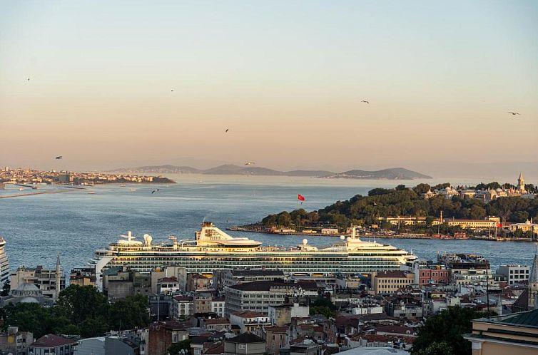 Ravouna 1906 Bosphorus Istanbul