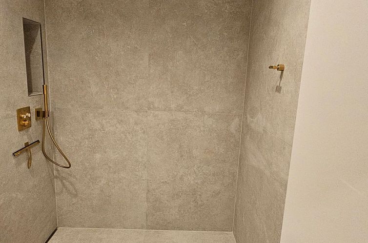 Appartement UG Neubau City